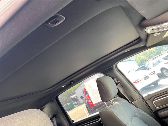2022 Ram 1500 Big Horn Crew Cab 4x4 5'7" Box