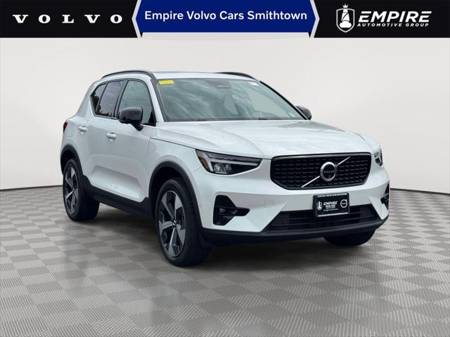 2024 Volvo XC40 B5 Plus Dark Theme for sale in St. James, NY