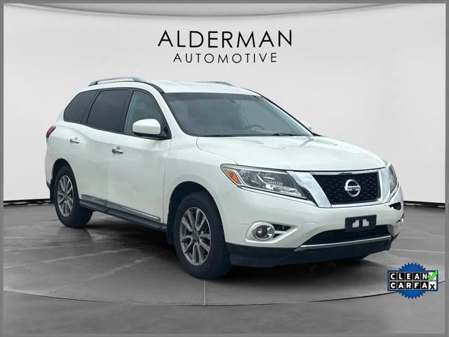 2016 Nissan Pathfinder SL for sale in Fishers, IN