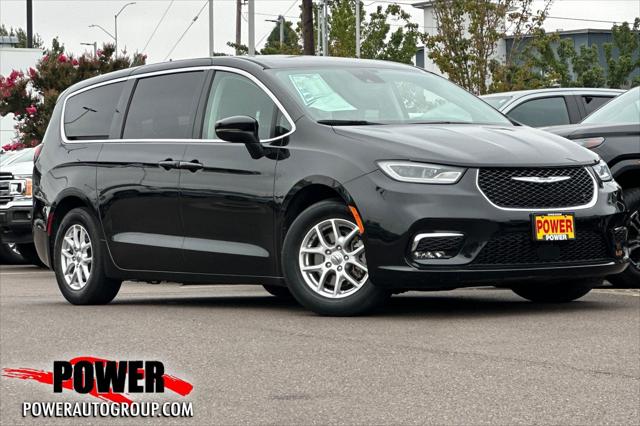2023 Chrysler Pacifica Touring L for sale in Salem, OR