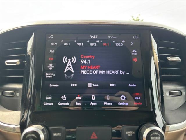2020 Ram 1500 Laramie Quad Cab 4x4 6'4" Box
