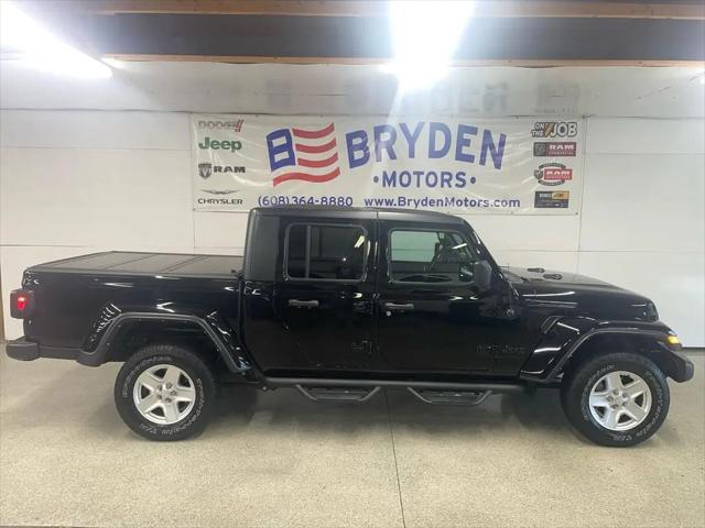 2022 Jeep Gladiator Sport S for sale in Beloit, WI