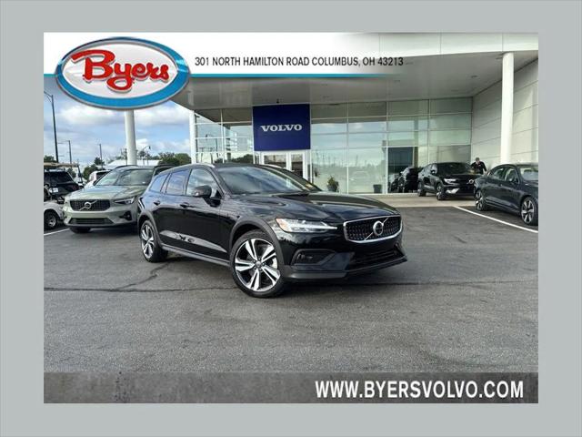 2025 Volvo V60 Cross Country Plus, B5 AWD Gas (mild hybrid) for sale in Columbus, OH