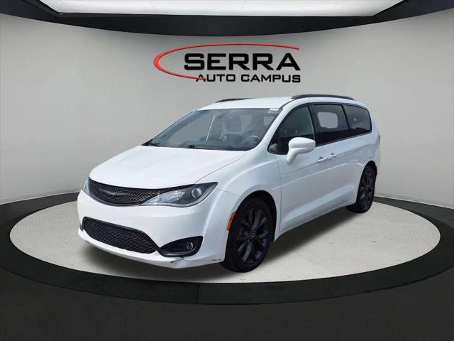 2018 Chrysler Pacifica Touring L for sale in Okemos, MI