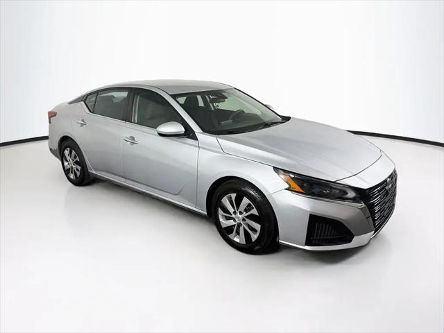 2023 Nissan Altima S FWD for sale in Grand Prairie, TX