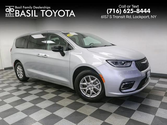 2024 Chrysler Pacifica Touring L for sale in Lockport, NY