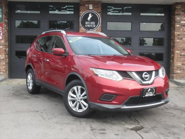 2016 Nissan Rogue SV for sale in Avon, NY