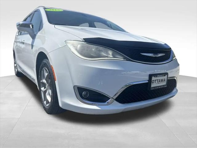 2018 Chrysler Pacifica Limited for sale in Ottawa, IL