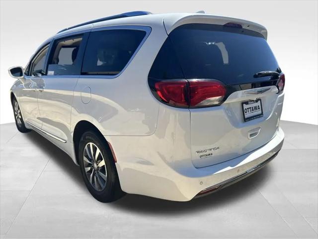 2020 Chrysler Pacifica Touring L Plus
