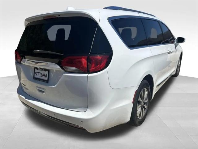 2020 Chrysler Pacifica Touring L Plus