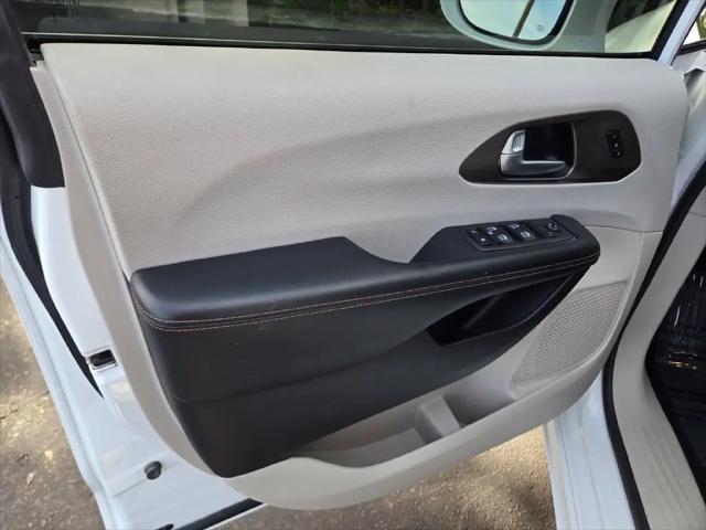 2020 Chrysler Pacifica Touring L Plus