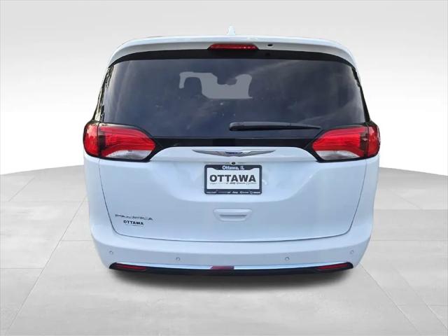 2020 Chrysler Pacifica Touring L Plus