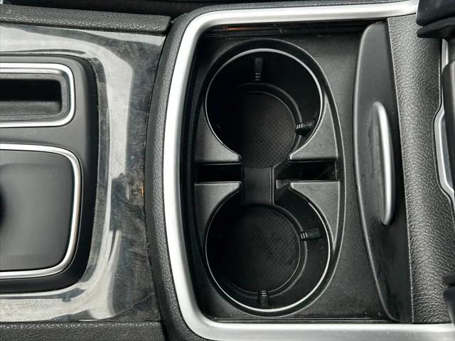 2023 Chrysler 300 Touring-L AWD