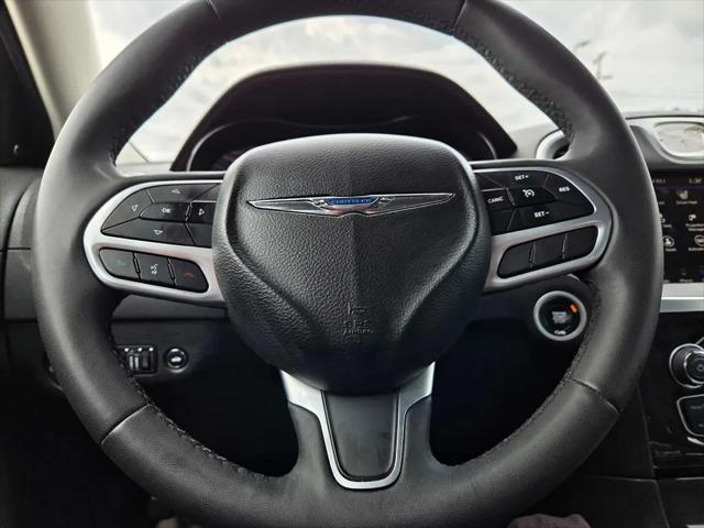 2023 Chrysler 300 Touring-L AWD