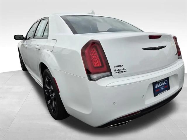 2023 Chrysler 300 Touring-L AWD