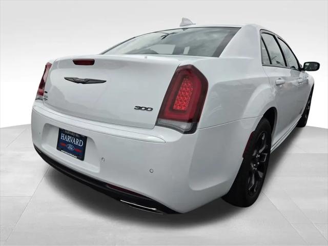 2023 Chrysler 300 Touring-L AWD