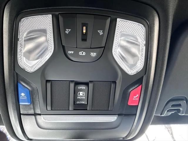 2026 Ram 1500 Tradesman Crew Cab 4x4 57 Box