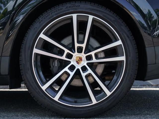 2025 Porsche Cayenne Cayenne