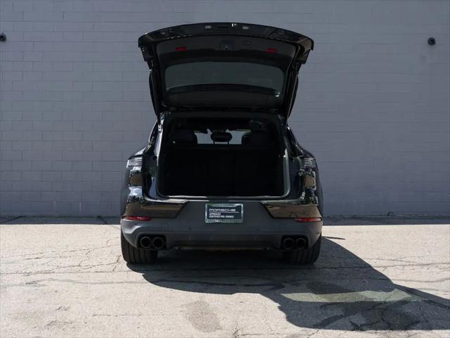 2025 Porsche Cayenne Cayenne