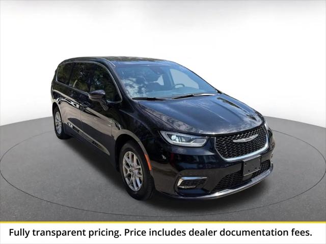 2025 Chrysler Pacifica Select for sale in Orlando, FL