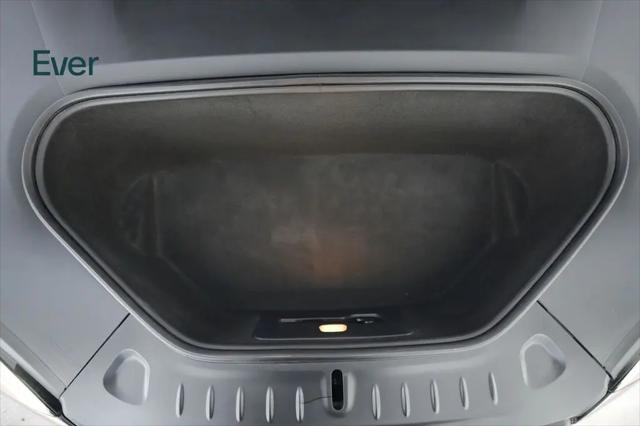2023 Tesla Model S Standard Range