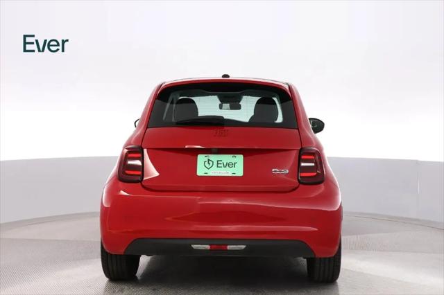 2024 Fiat 500e INSPIRED FWD