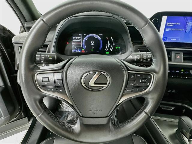 2025 Lexus 300 UX 300h