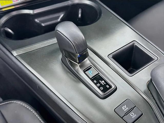 2025 Lexus 300 UX 300h