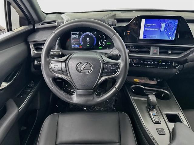 2025 Lexus 300 UX 300h