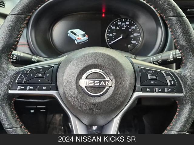 2024 Nissan Kicks SR Xtronic CVT