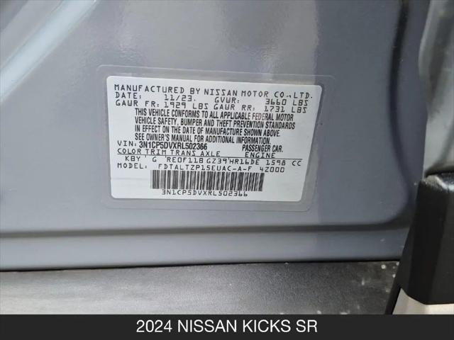 2024 Nissan Kicks SR Xtronic CVT