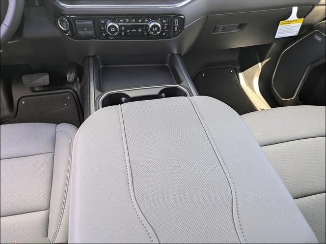 2026 GMC Sierra 2500HD Crew Cab, Standard Bed, SLT, 4WD