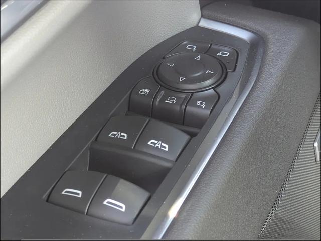 2026 GMC Sierra 2500HD Crew Cab, Standard Bed, SLT, 4WD