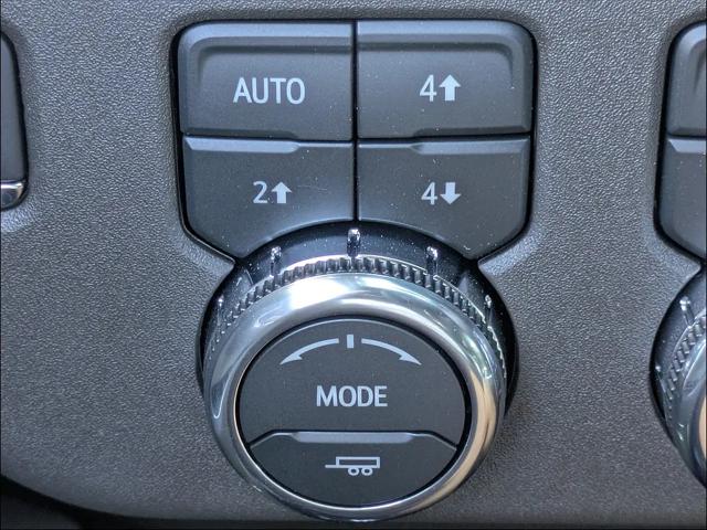 2026 GMC Sierra 2500HD Crew Cab, Standard Bed, SLT, 4WD