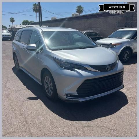 2024 Toyota Sienna XLE for sale in Westfield, IN