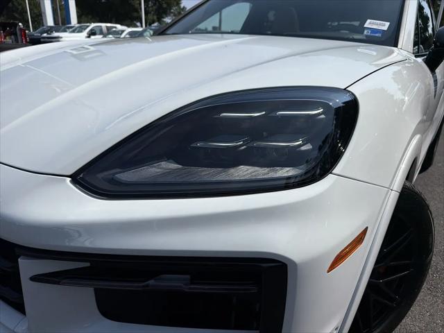 2024 Porsche Cayenne S