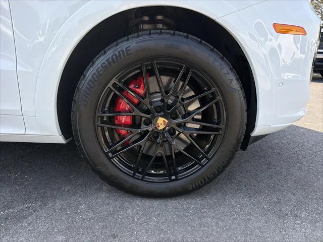 2024 Porsche Cayenne S