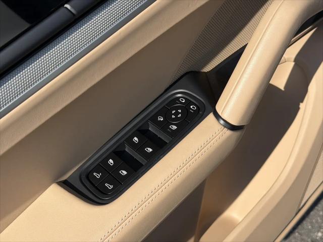 2024 Porsche Cayenne S