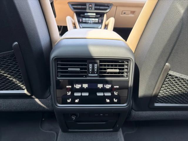 2024 Porsche Cayenne S