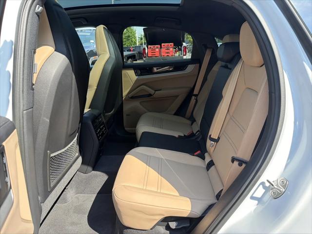 2024 Porsche Cayenne S