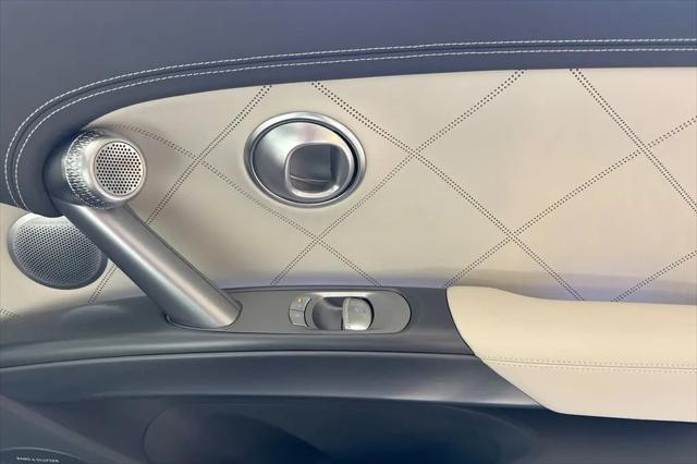 2027 Genesis GV60 Prestige 20