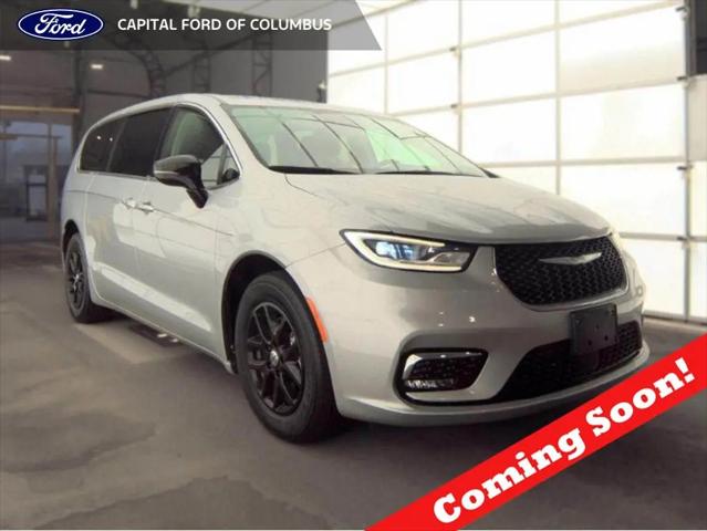 2024 Chrysler Pacifica Touring L for sale near Columbus, OH