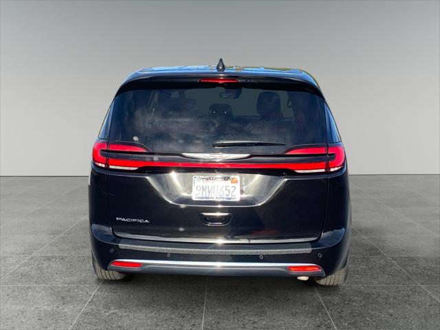 2024 Chrysler Pacifica Touring