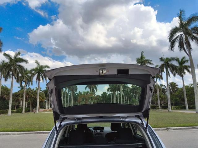 2014 Subaru Impreza 2.0i Premium