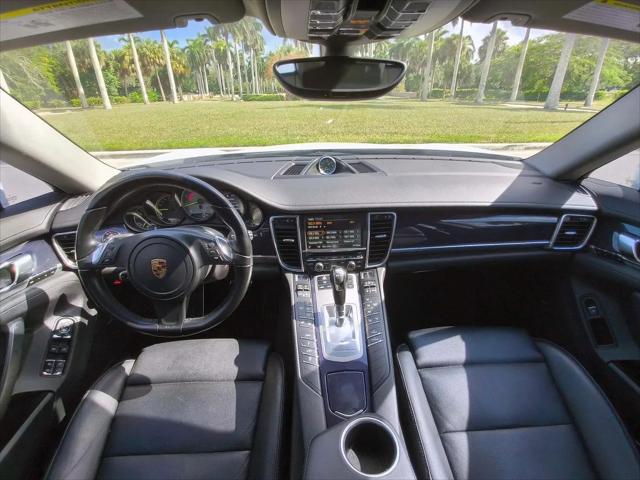 2016 Porsche Panamera E-Hybrid S