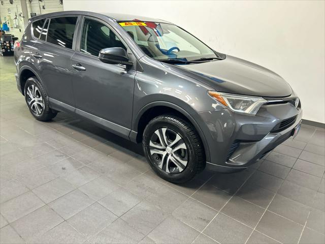 2018 Toyota RAV4 LE 2018 Toyota RAV4 LE
