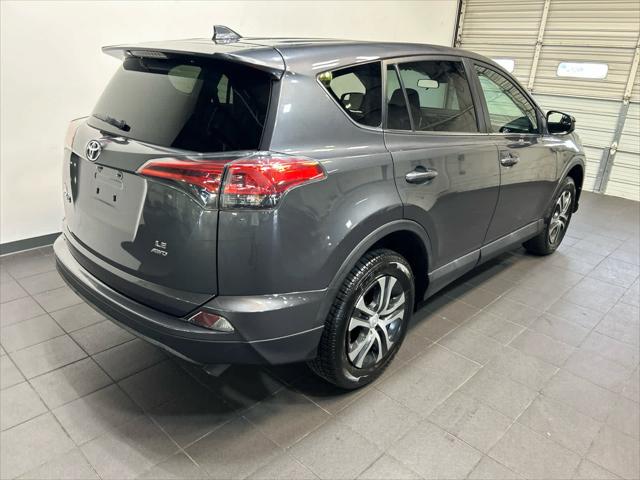 2018 Toyota RAV4 LE 2018 Toyota RAV4 LE