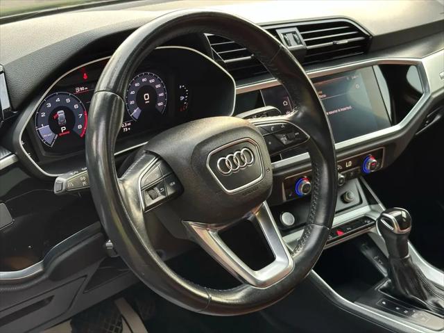 2020 Audi Q3 Premium 45 TFSI S line quattro Tiptronic