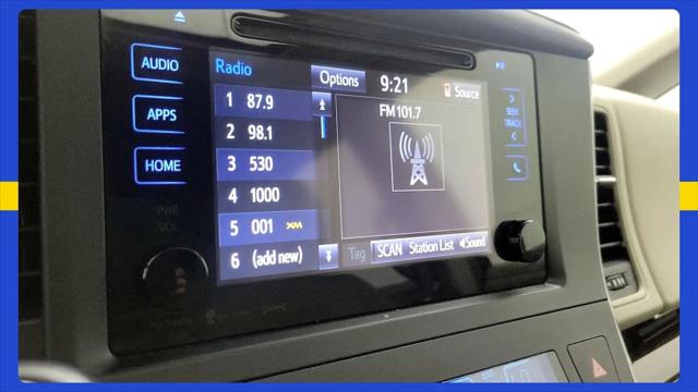 2017 Toyota Sienna XLE 8 Passenger