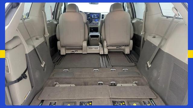 2017 Toyota Sienna XLE 8 Passenger